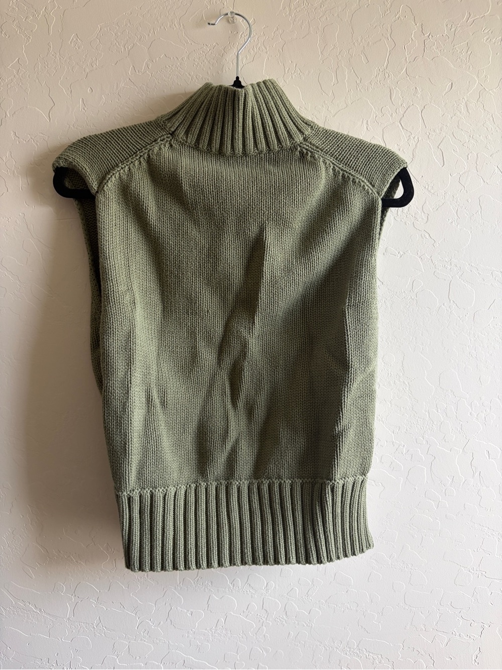 Abercrombie & Fitch Sleeveless Turtleneck Knit Top - Olive Green - Picture 2 of 3